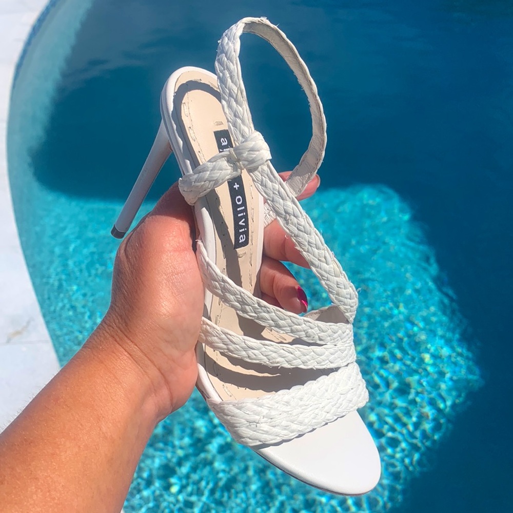 New Alice and Olivia White Fanniey Heels